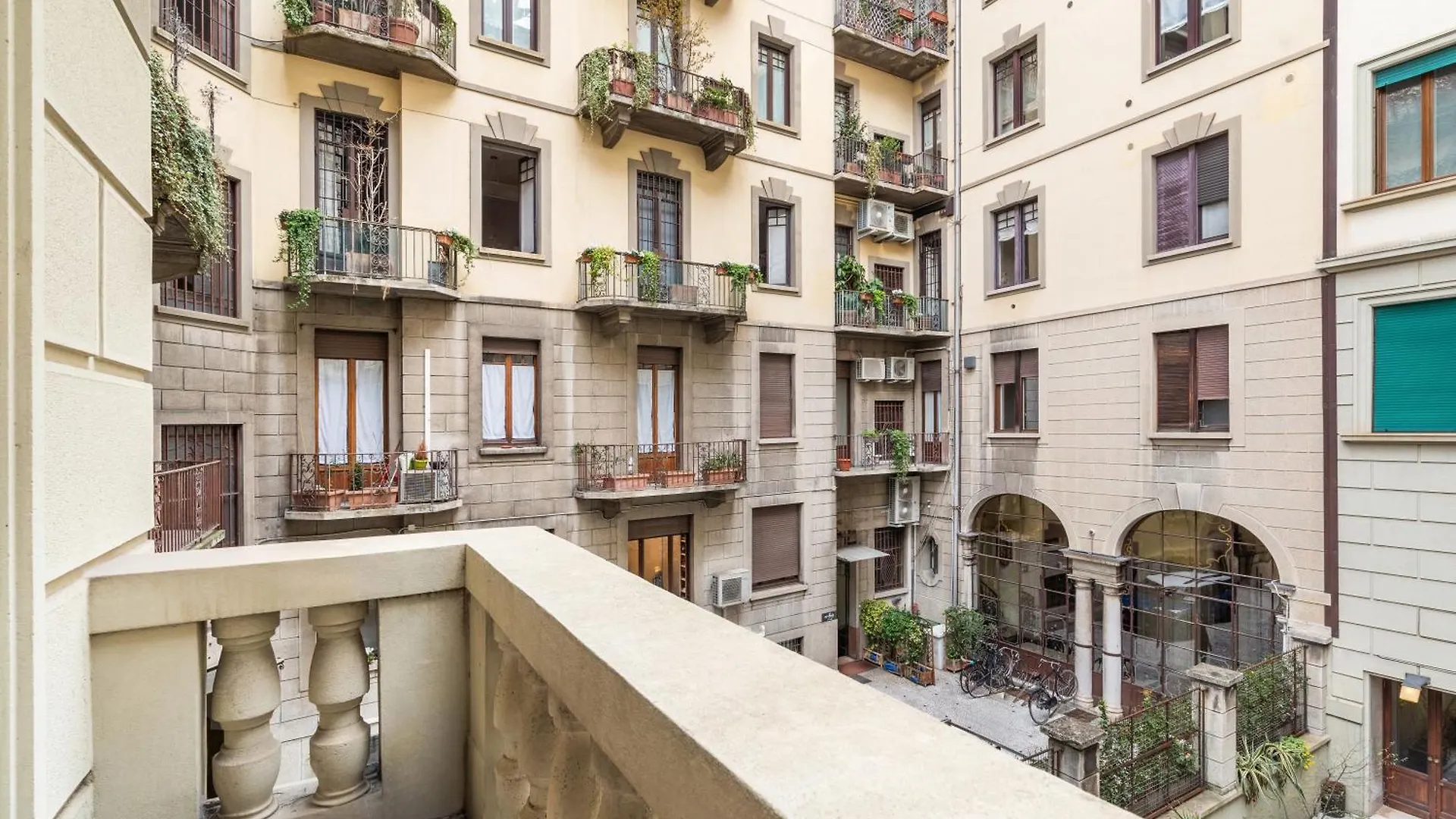 Majno - Your Home From Home Milano Daire