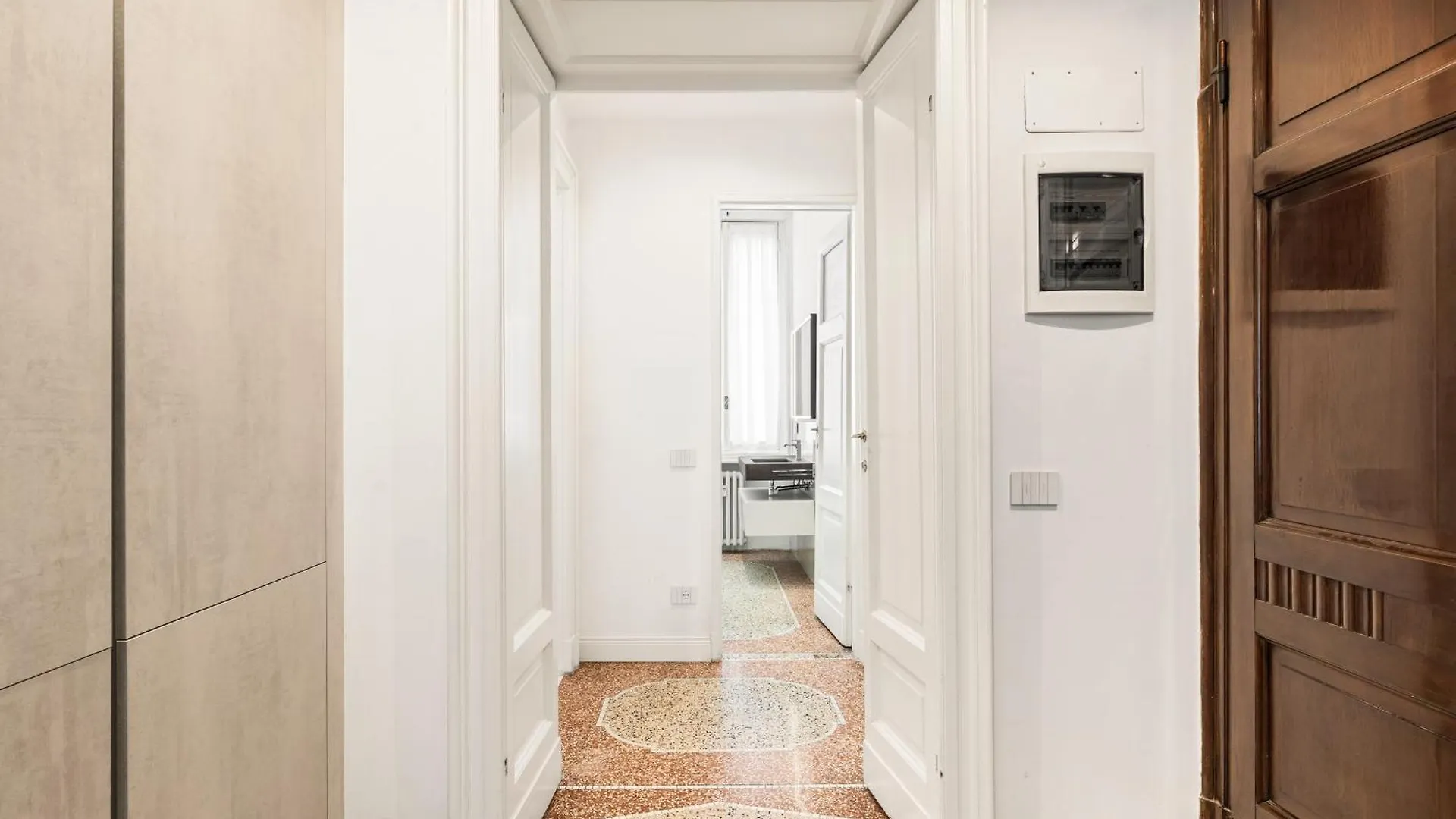 Majno - Your Home From Home Milano Daire